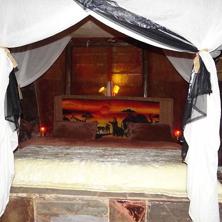 Malakai Eco Lodge Kajansi エクステリア 写真