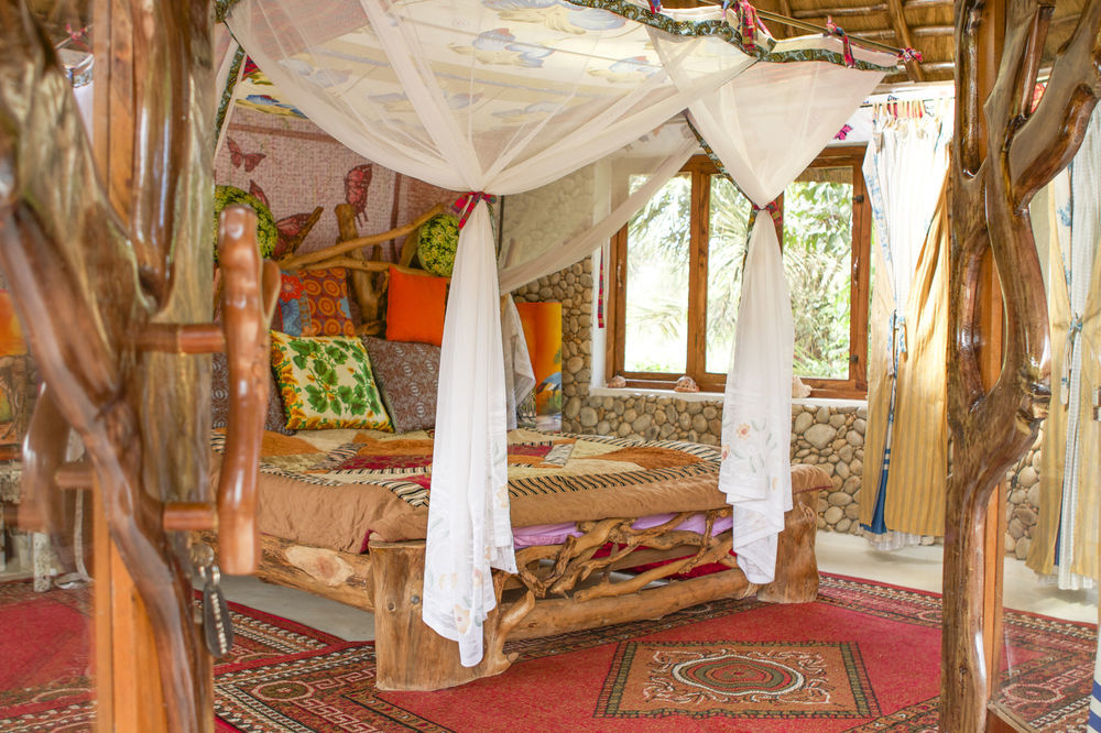 Malakai Eco Lodge Kajansi エクステリア 写真