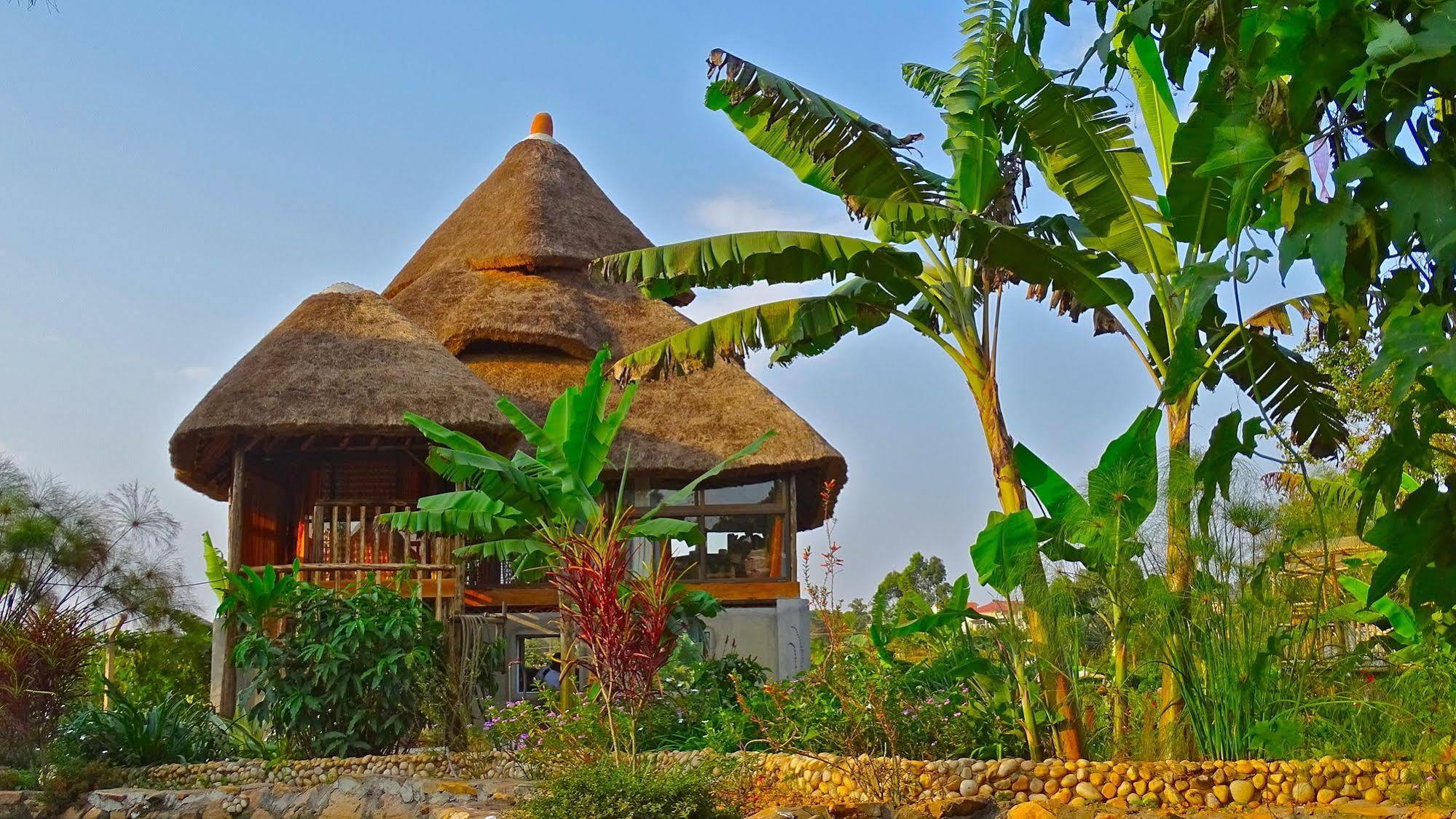 Malakai Eco Lodge Kajansi エクステリア 写真