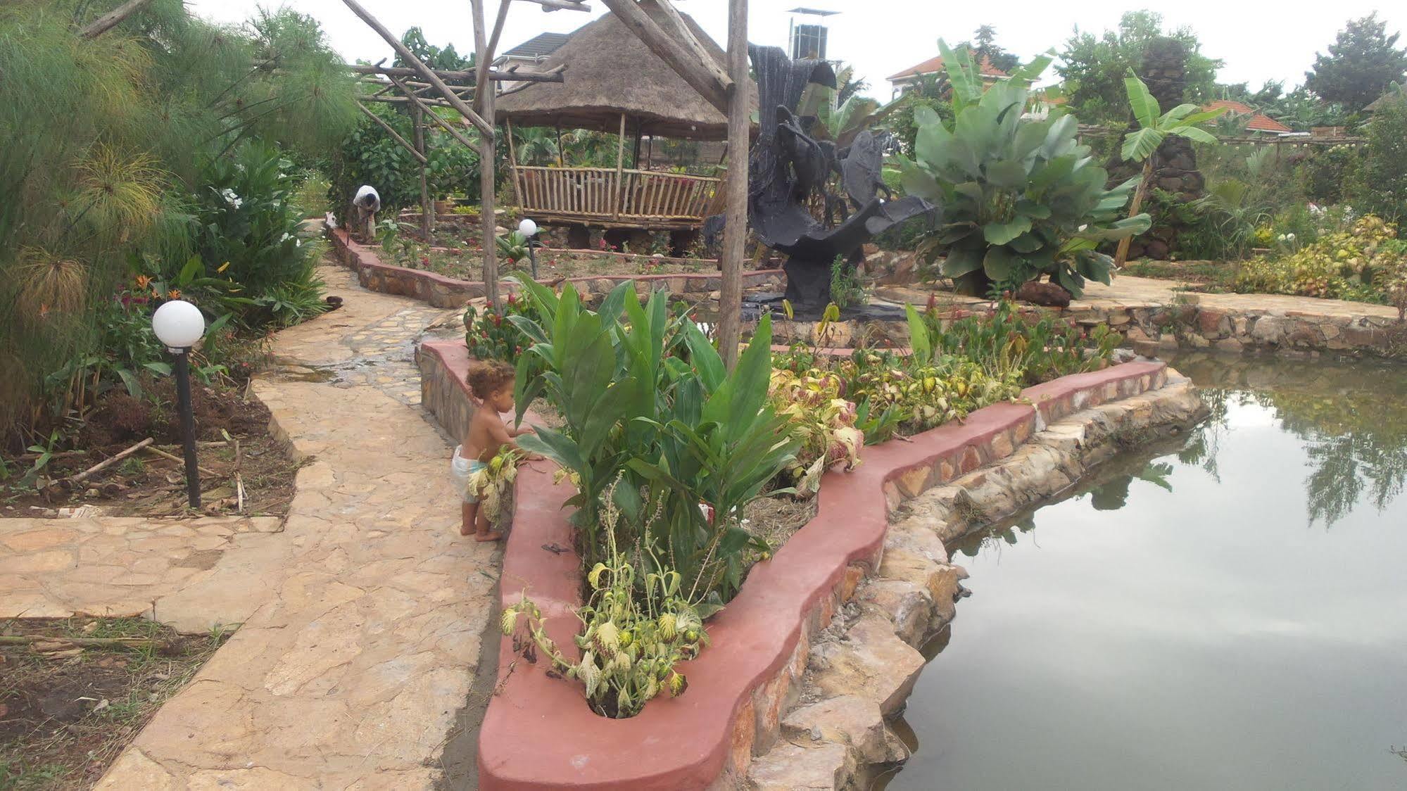 Malakai Eco Lodge Kajansi エクステリア 写真