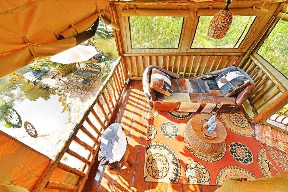 Malakai Eco Lodge Kajansi エクステリア 写真