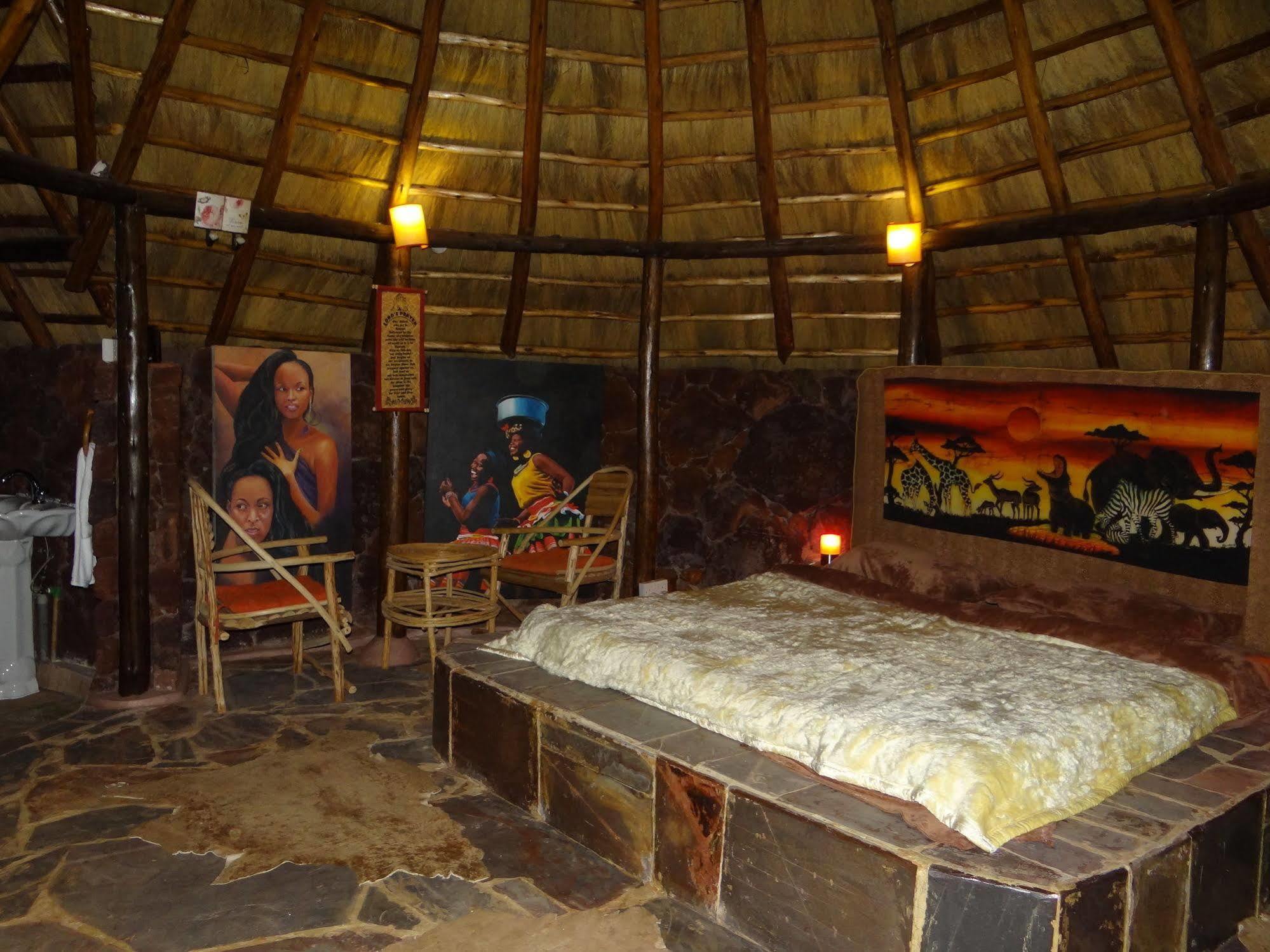 Malakai Eco Lodge Kajansi エクステリア 写真