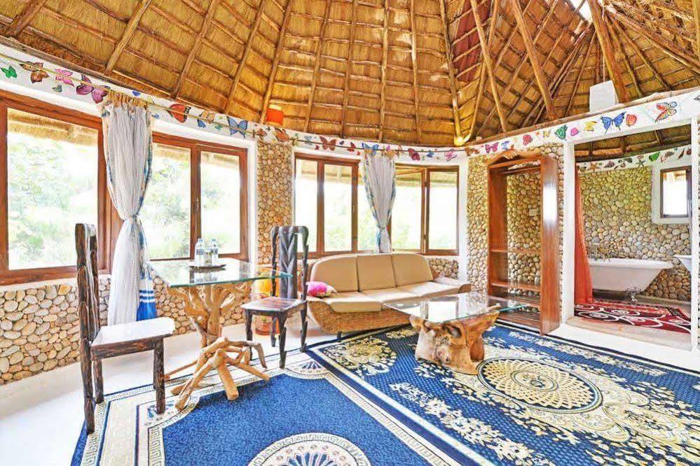 Malakai Eco Lodge Kajansi エクステリア 写真